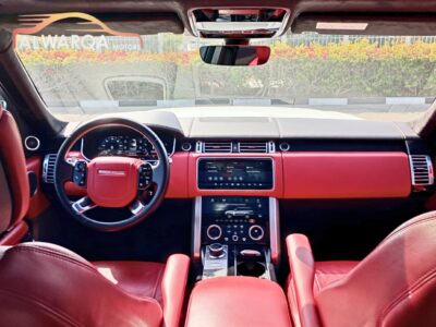 RANGE ROVER AUTOBIOGRAPHY