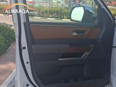 TOYOTA TUNDRA 1794 2026