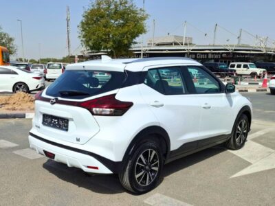 2024 NISSAN KICKS SV