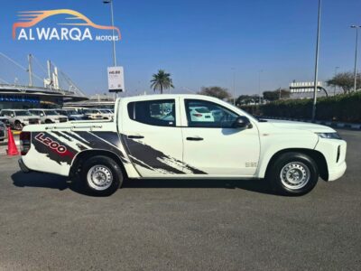 MITSUBISHI L200 2021