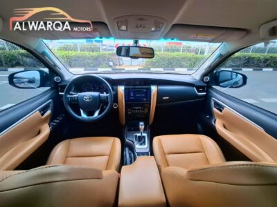 Toyota Fortuner VXR 2020 – GCC Specs – Excellent Condition