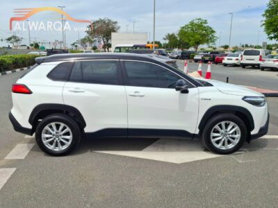 2023 Toyota Corolla Cross Hybrid – GCC Specs