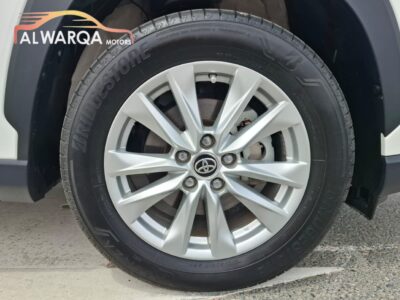 2023 Toyota Corolla Cross Hybrid – GCC Specs