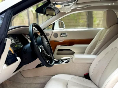 ROLLS ROYCE WRAITH 2015